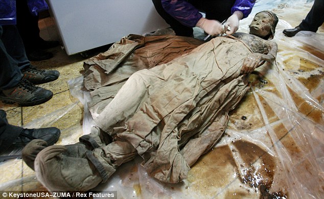 700-year-old Chinese mummy