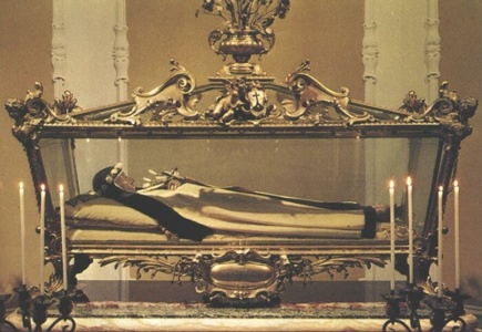 saint-teresa-margaret-body