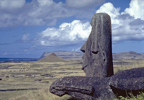 Easter Island moai-statues-rapa-nui