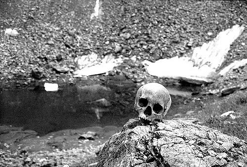 RoopKund Skeleton Lake