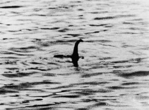 Nine-year-old boy captures Loch Ness monster - Unexplained Mysteries